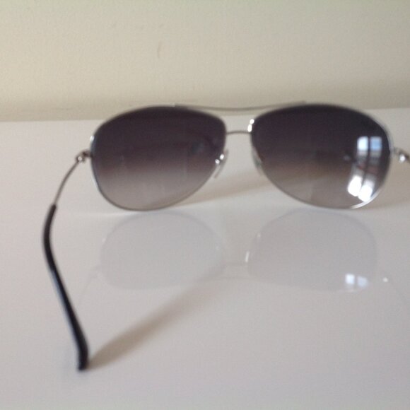 Ray Ban Sunglasses - Picture 3 of 6